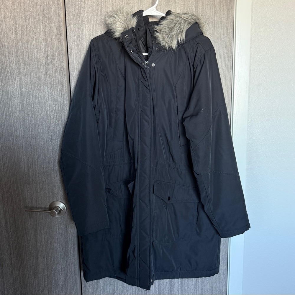 Universal Thread Black Water-Resistant Jacket